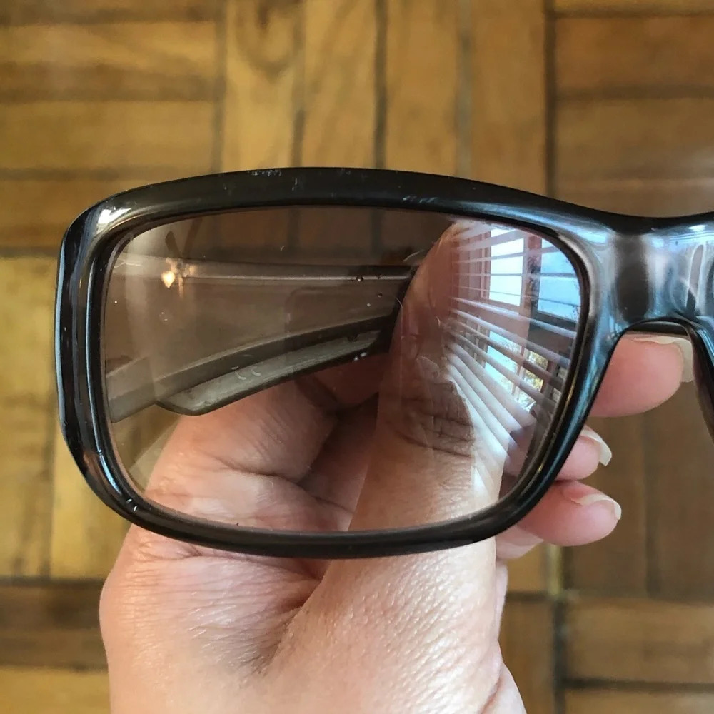 Gucci Sunglasses - Picture 13 of 17